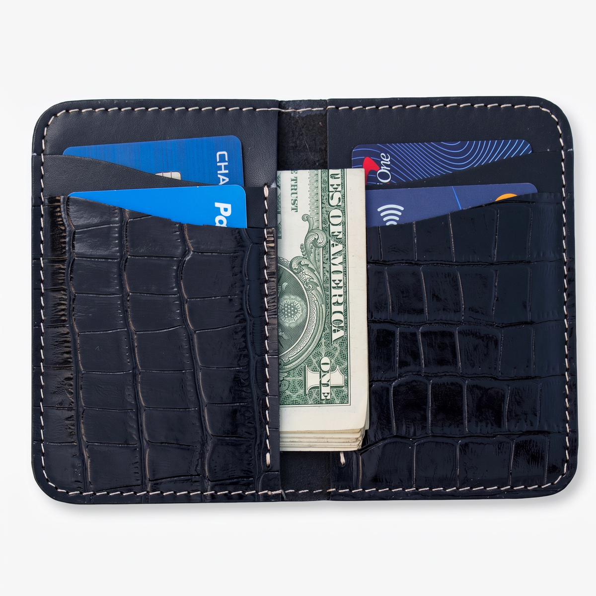 Handmade Full Grain Leather Bifold Wallet: Slim Vertical Alligator Design