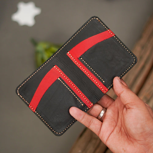 Handmade Bifold Wallet in Pure Black Leather – Stylish & Durable